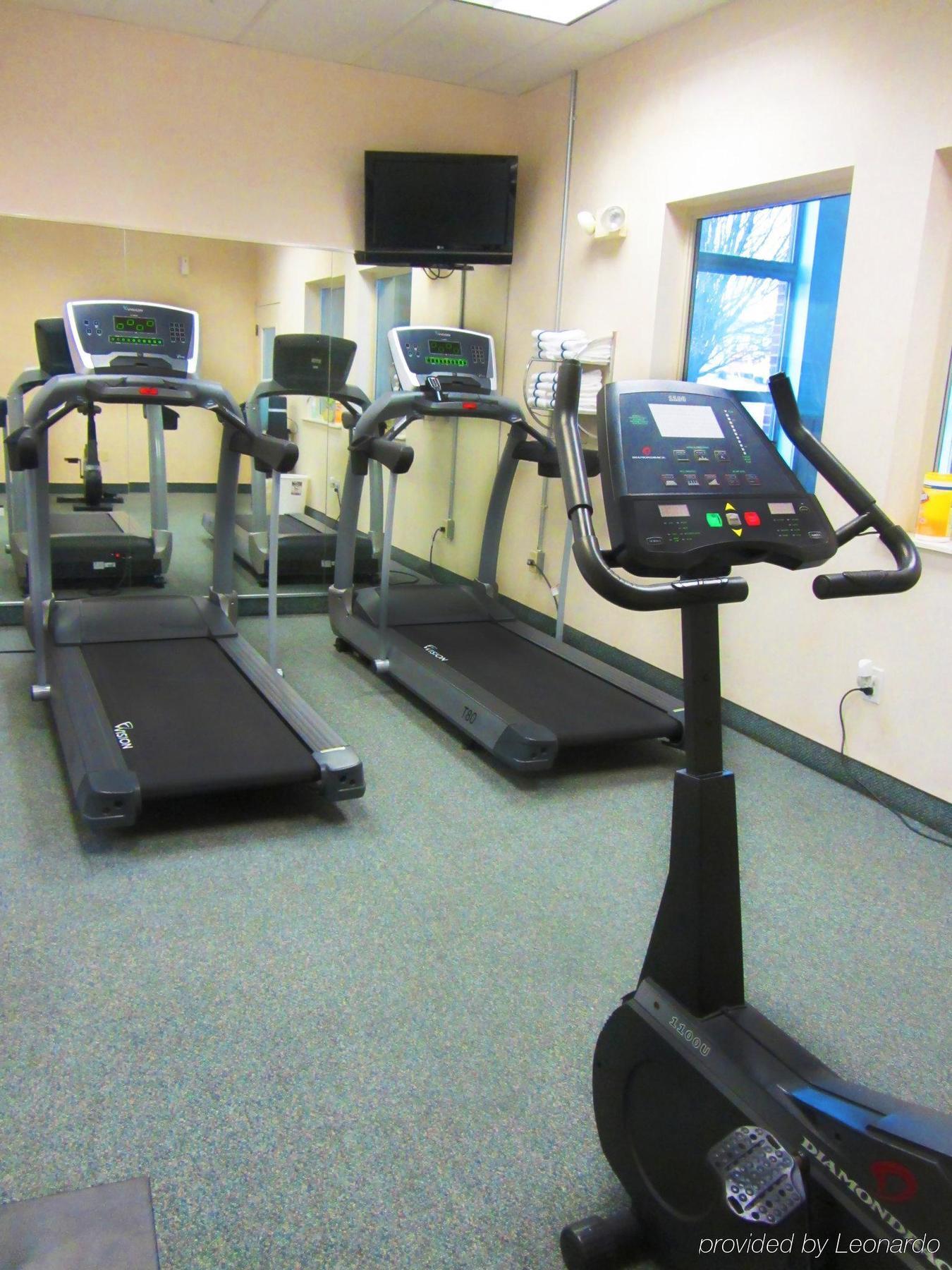 Holiday Inn Express Fairfield By Ihg Экстерьер фото