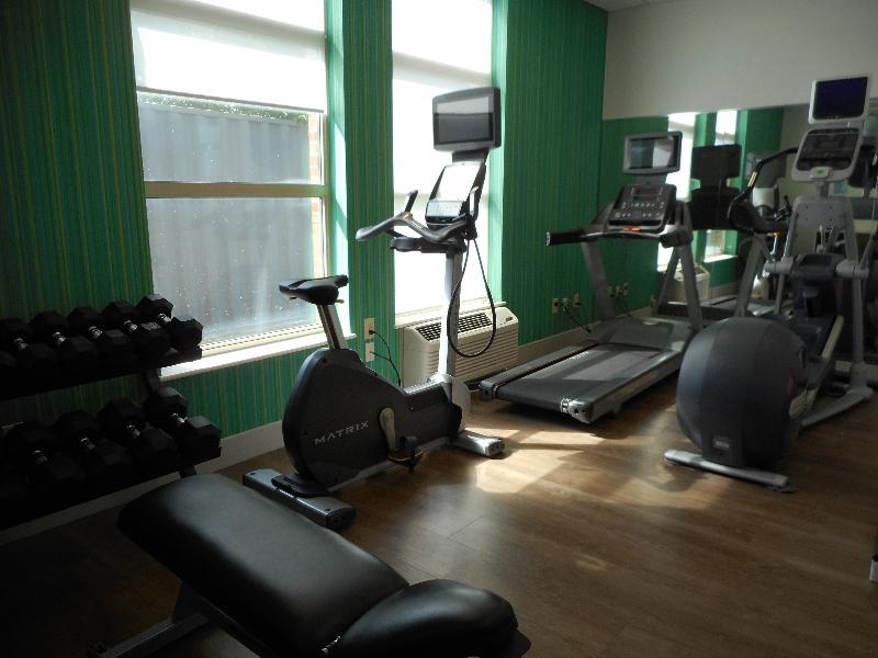 Holiday Inn Express Fairfield By Ihg Экстерьер фото